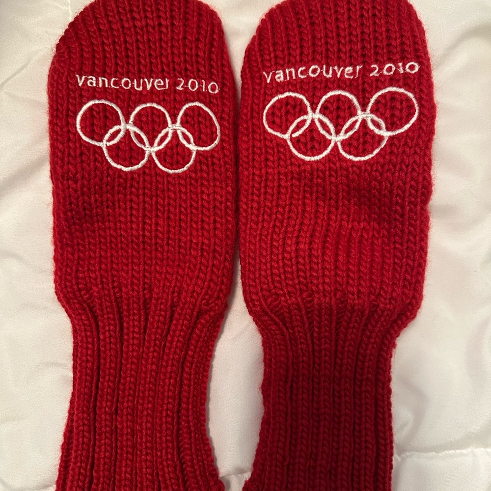 Hudson Bay 2010 Olympic Mitts